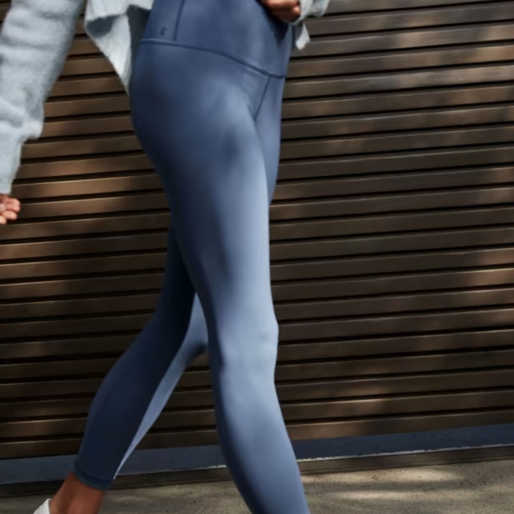 Everlane Perform Legging